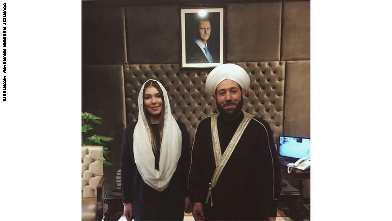 مارینا ناوموڤا له‌گه‌ڵ موفتی سووریا